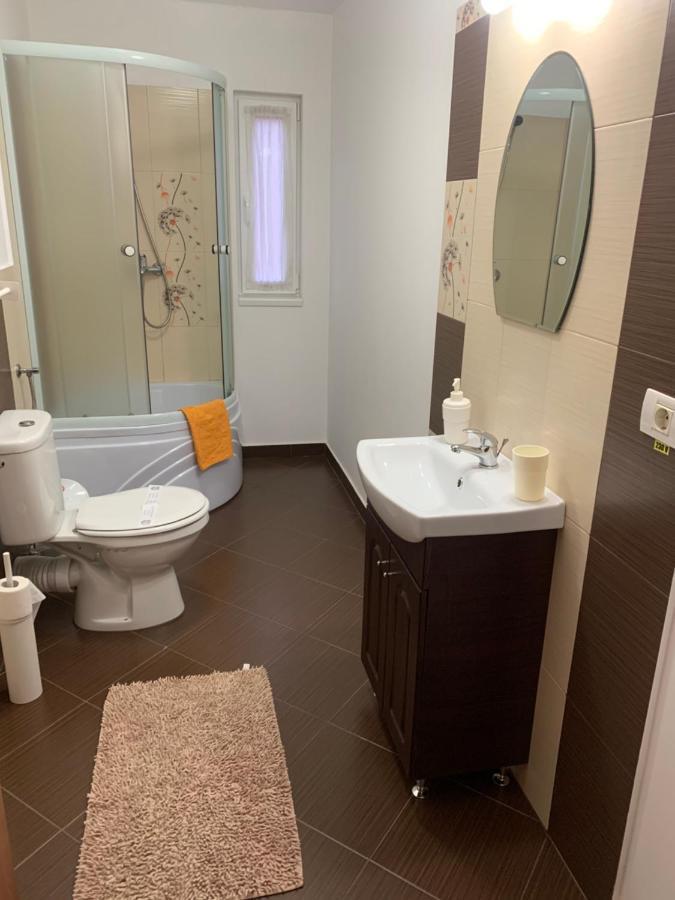 Dorf Haus Valiug Hotell Exteriör bild