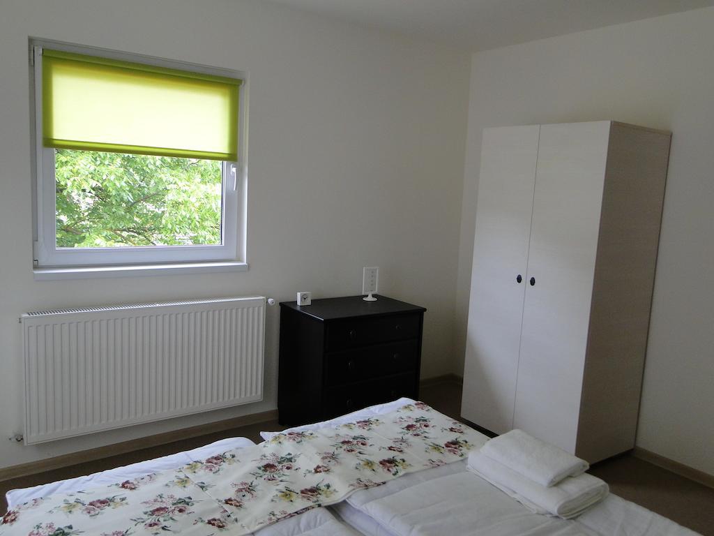 Dorf Haus Valiug Hotell Exteriör bild